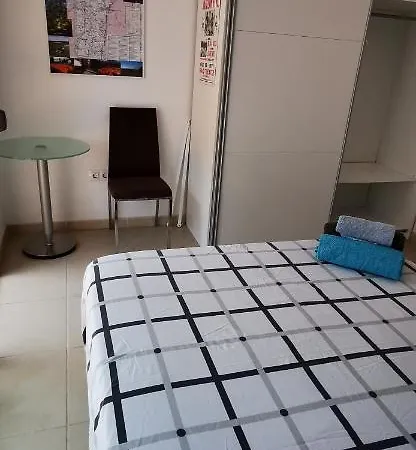 Bright, Modern Apartment With Balcony And Terrace بيت للعطل سانتا كروز دي تينيريف